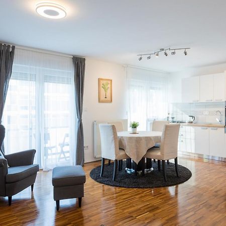 Spacious 2Bdr Apartment - Free Parking Ζάγκρεμπ Εξωτερικό φωτογραφία